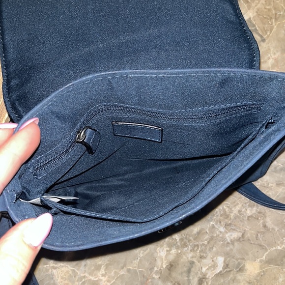 Tassel purse - Picture 6 of 10